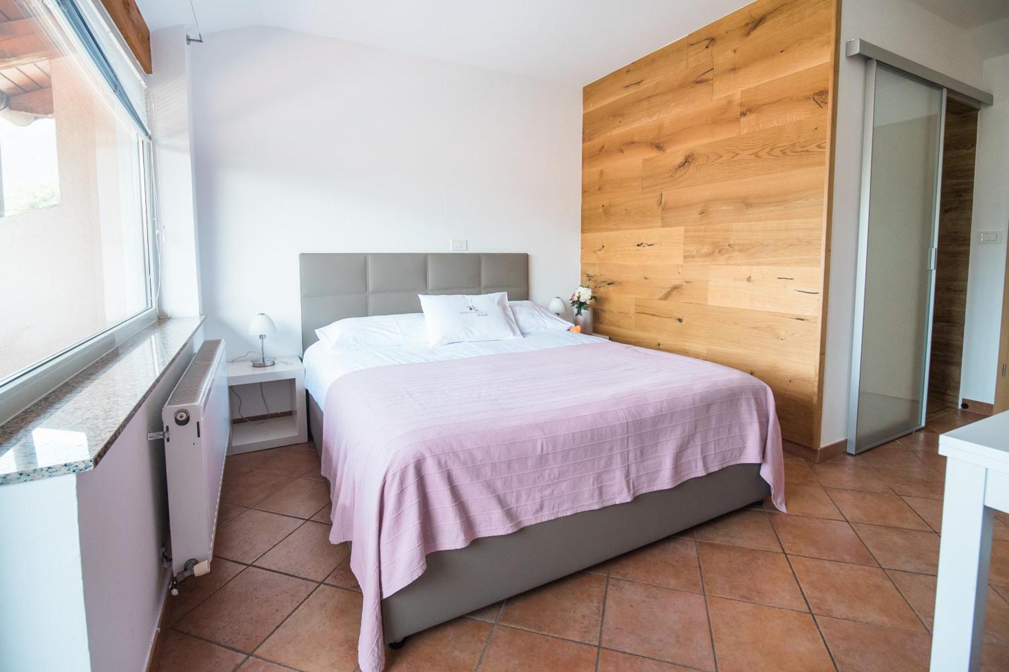 Hotel Penzion Kobala Tolmin Exteriér fotografie