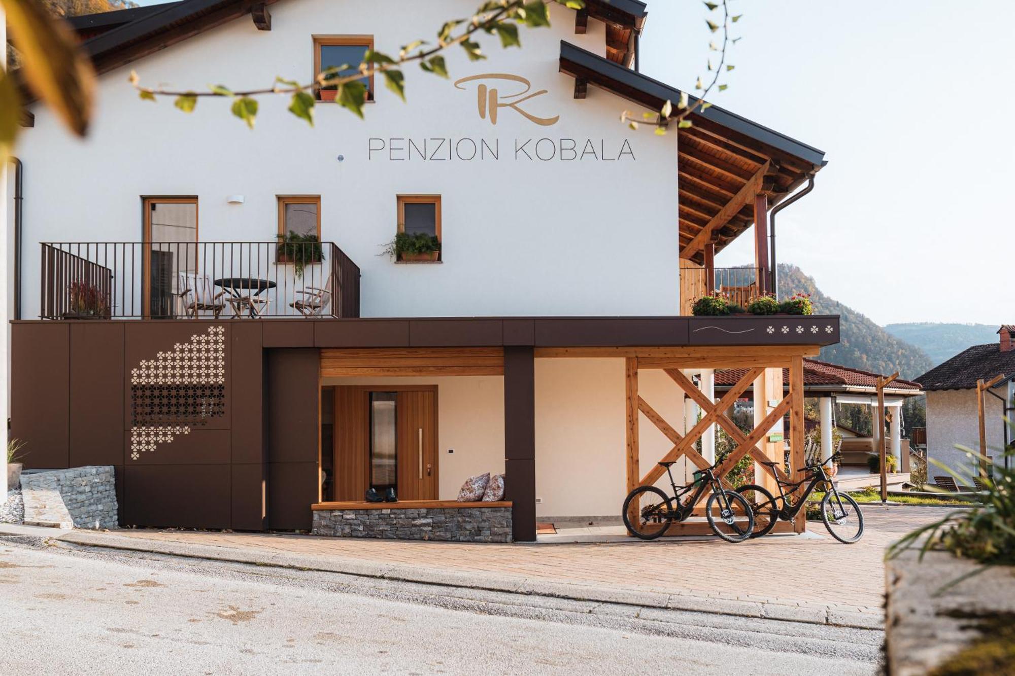 Hotel Penzion Kobala Tolmin Exteriér fotografie