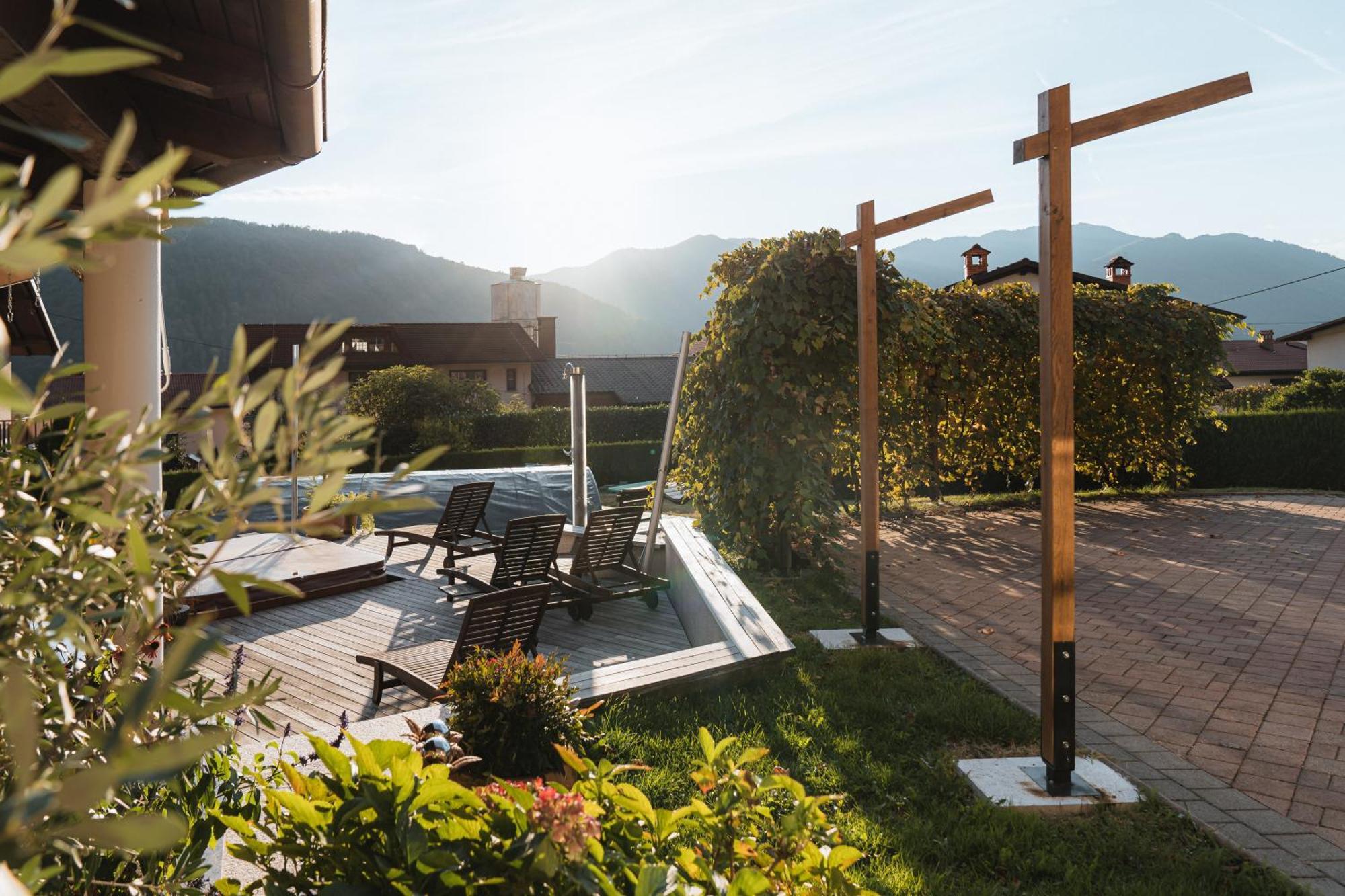 Hotel Penzion Kobala Tolmin Exteriér fotografie