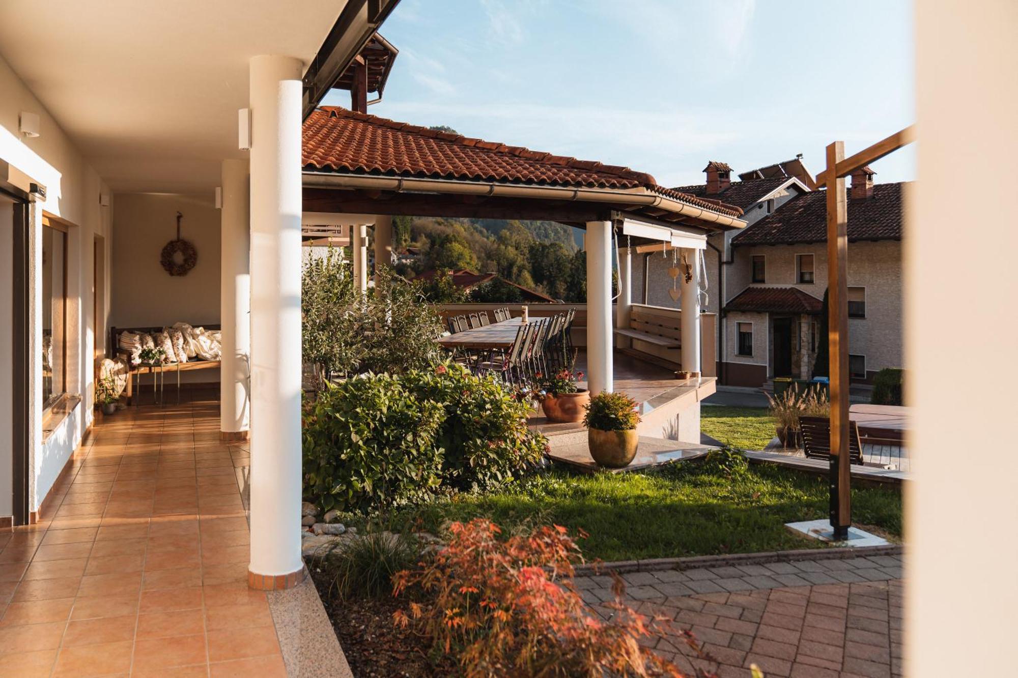 Hotel Penzion Kobala Tolmin Exteriér fotografie